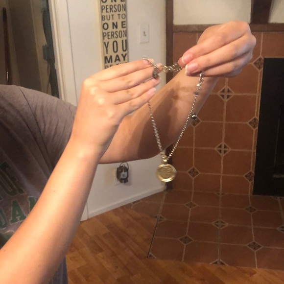 Sold - Picture 3 of 4